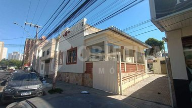 house em Avenida Cesário Alvim, Centro - Uberlândia - MG