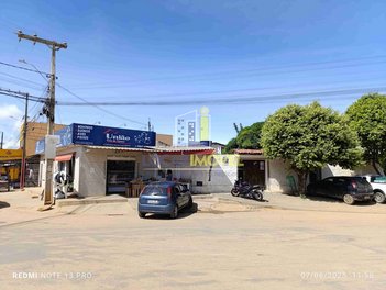 commercial_building em Avenida Renato Magalhães, Espírito Santo - Vitória da Conquista - BA