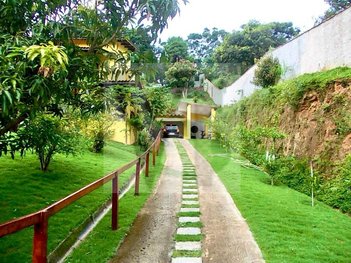 house em Avenida Vereador Belarmino Pereira de Carvalho, Barreiro - Mairiporã - SP