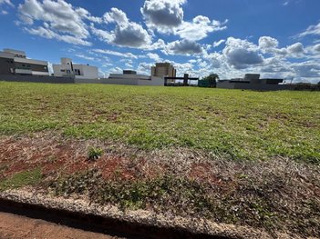 commercial_property em Rua Elias Bichara Tabbal, Jardim América - Jaú - SP