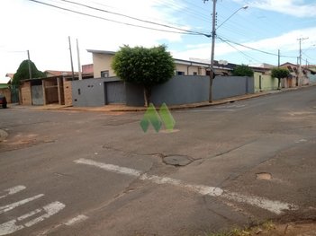 house em Rua Carlos Bauer Filho, Jardim Brasil - Botucatu - SP
