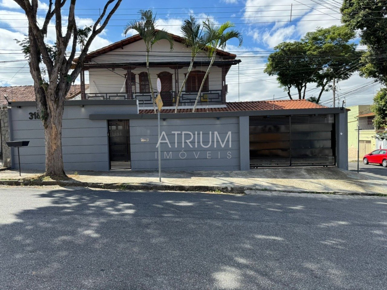 Casa com 5 quartos — Serrano, Belo Horizonte