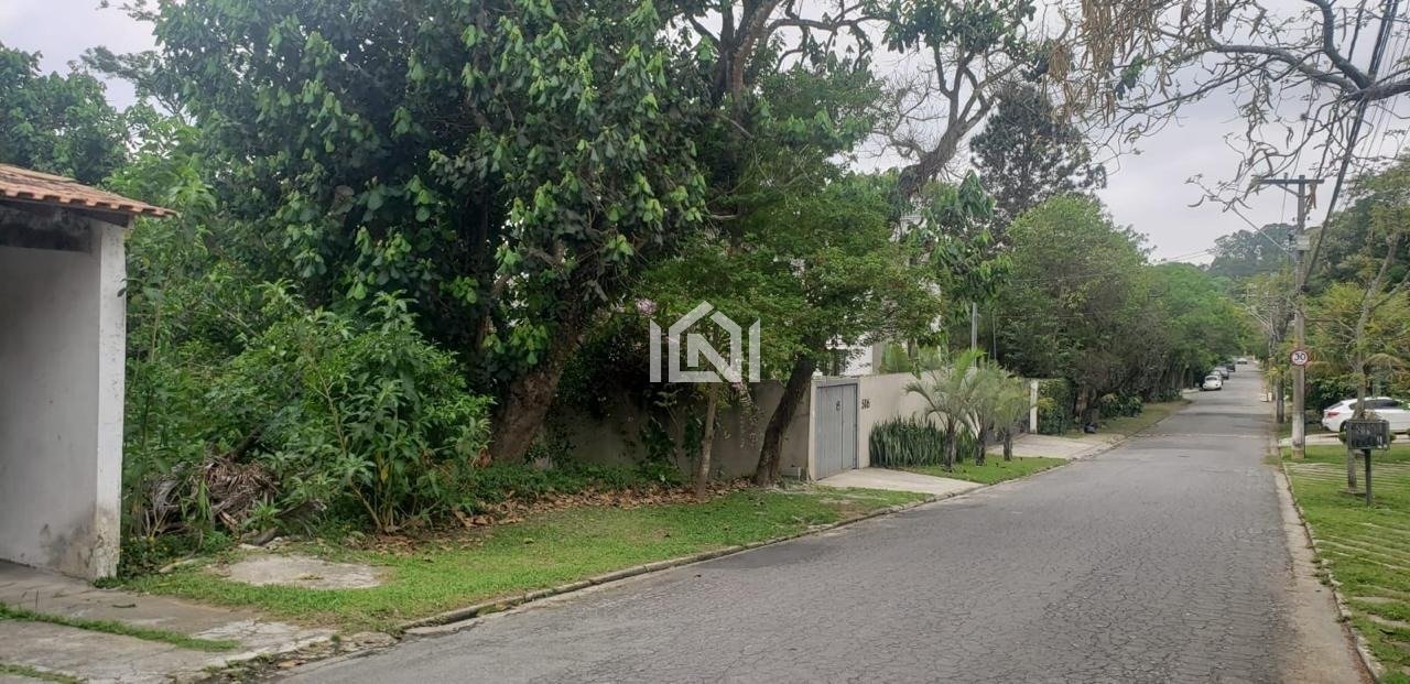 terreno a venda no condominio Terras de Madeira