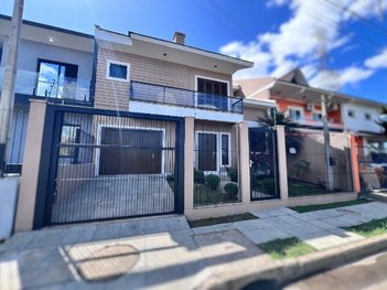 house em Rua Delcio José Cordova, Parque da Matriz - Cachoeirinha - RS