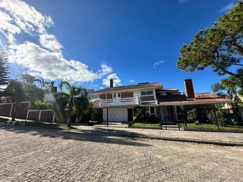 house em Rua Barros Cassal, Areal - Pelotas - RS