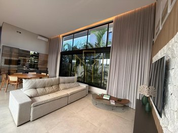 house em Avenida Paulo Gracindo, Gávea - Uberlândia - MG