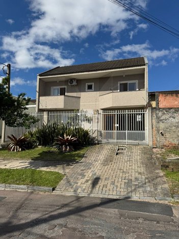 house em Rua Aristeu Martins, Uberaba - Curitiba - PR