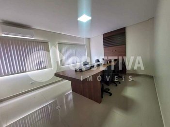 office em Rua Antônio Rezende Costa, Tibery - Uberlândia - MG