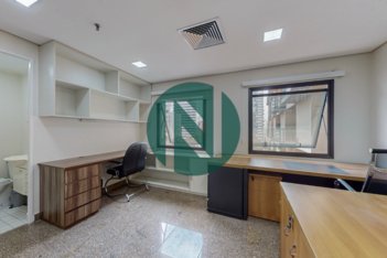 office em Avenida Rouxinol, Indianópolis - São Paulo - SP
