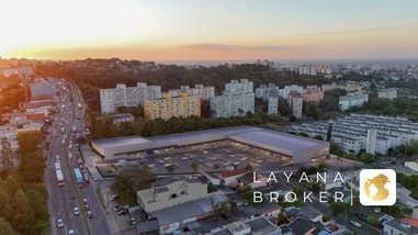 business em Avenida Protásio Alves, Chácara das Pedras - Porto Alegre - RS