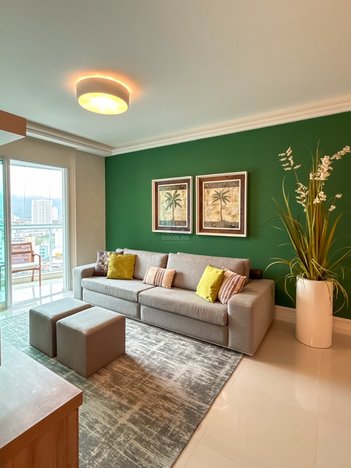 apartment em Rua 234, Meia Praia - Itapema - SC