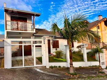 house em Rua Juarez Enio Rech, Santa Lúcia - Caxias do Sul - RS
