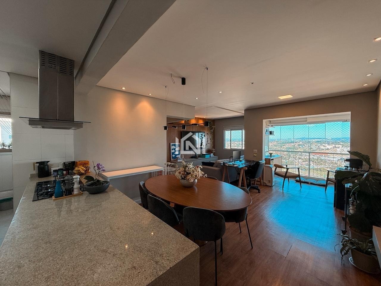 cobertura a venda no condomínio smiley home resort - sala para 2 ambientes