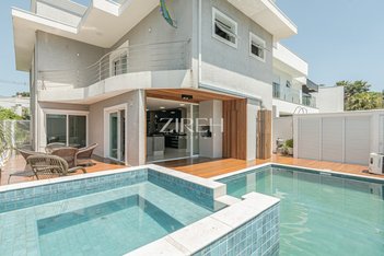 house em Rua Uberlândia, Abranches - Curitiba - PR