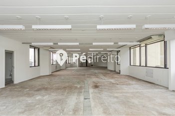 office em Rua Geraldo Flausino Gomes, Cidade Monções - São Paulo - SP