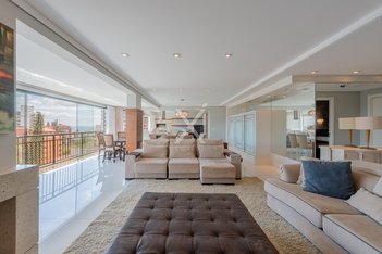 apartment em Rua Engenheiro Teixeira Soares, Boa Vista - Porto Alegre - RS