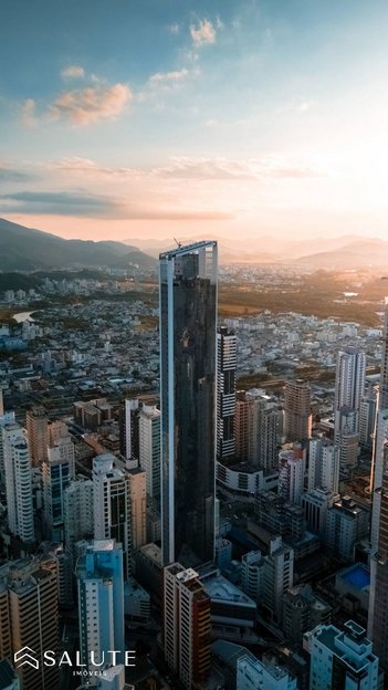 apartment em Avenida Brasil, Centro - Balneário Camboriú - SC