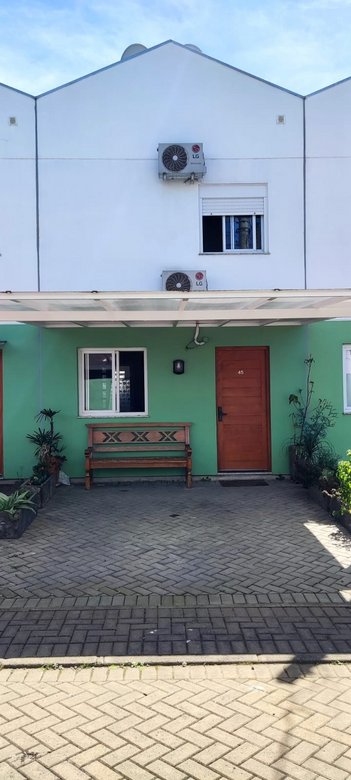 house em Rua Garibaldi, Centro - Portão - RS