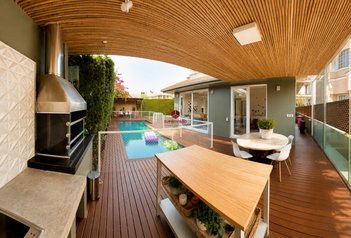 house em Avenida dos Búzios, Jurerê Internacional - Florianópolis - SC