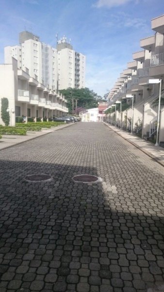 Cômodo Condomínio
