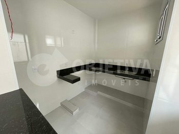 apartment em Rua Antônio Fortunato da Silva, Santa Mônica - Uberlândia - MG
