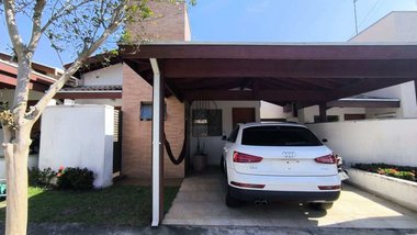 house em Avenida Engenheiro César Augusto Costalonga Varejão, Barreiro - Taubaté - SP