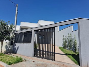 house em Rua Luiz Dalto, Conjunto Habitacional Antônio Euthymio Casaroto - Cambé - PR