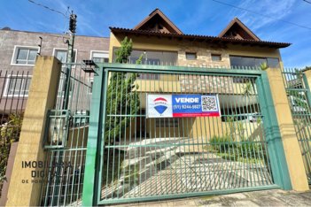 house em Rua Dom Jaime de Barros Câmara, Sarandi - Porto Alegre - RS