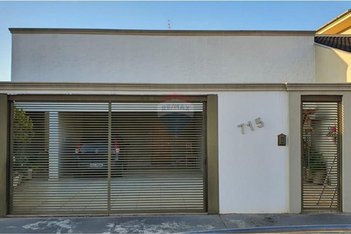 house em Rua Doutor Júlio Prestes, Alto - Botucatu - SP