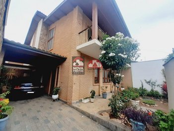 house em Rua Eugênio Siqueira Salgado, Bosque da Princesa - Pindamonhangaba - SP