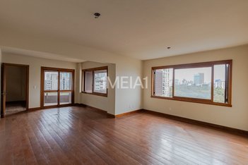 apartment em Rua Pedro Weingartner, Rio Branco - Porto Alegre - RS