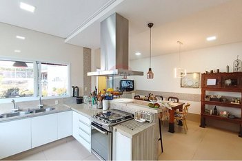 house em Rua Jorge Salomão, Vila Suissa - Mogi das Cruzes - SP