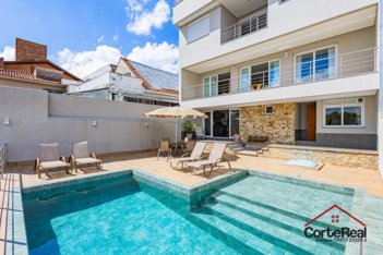 house em Avenida General Barreto Viana, Chácara das Pedras - Porto Alegre - RS