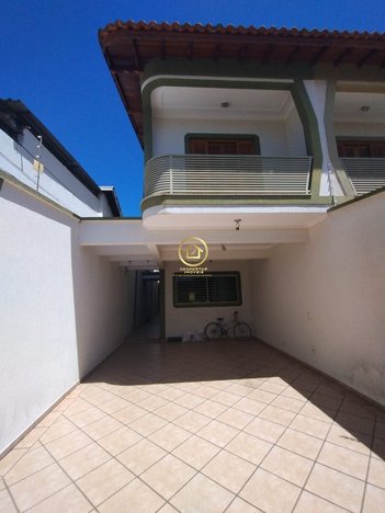 house em Rua Wilson Crisnel de Almeida, Jardim Santa Helena - São Paulo - SP