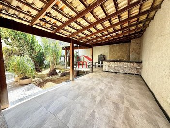 house em Rua Aracati, Parque Xangri-Lá - Contagem - MG