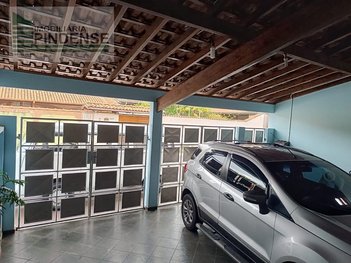 house em Rua Elias Farah, Residencial Ouro Verde - Pindamonhangaba - SP