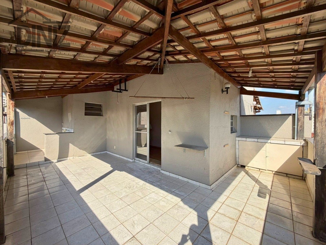 Cobertura com 3 quartos — Indaiá, Belo Horizonte