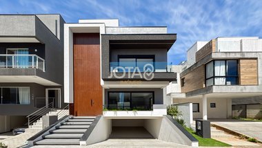 house em Rua Irma Schreiner Maran, Santa Cândida - Curitiba - PR