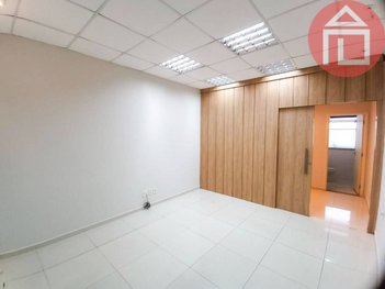 office em Avenida Salvador Markowicz, Jardim São José - Bragança Paulista - SP