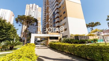 apartment em Avenida Água Verde, Água Verde - Curitiba - PR