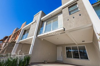 house em Rua Elias Bothome, Jardim Itu - Porto Alegre - RS
