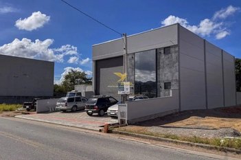 industrial em Rua Waldir Antônio Cruz, Sertão do Maruim - São José - SC