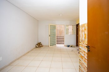 apartment em QE 40 Conjunto R, Guará II - Brasília - DF