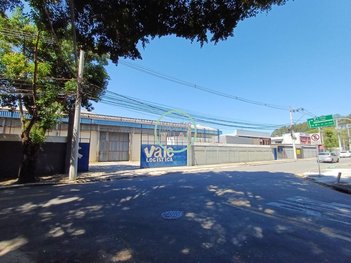 industrial em Rua Mehgy Moanna Metene, Palmeiras de São José - São José dos Campos - SP