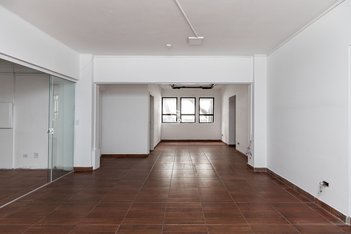 office em Rua Ébano Pereira, Centro - Curitiba - PR