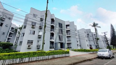 apartment em Rua Guia Lopes, Santo Antônio - Joinville - SC
