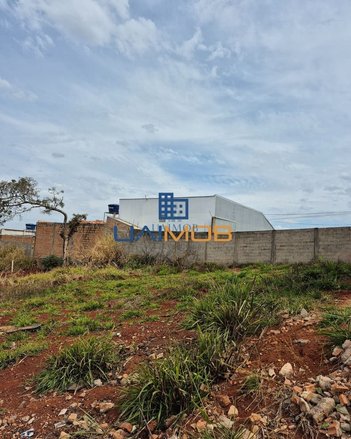 land_lot em Rua Maria Augusta Mariana Lima, Santa Cruz - Lavras - MG