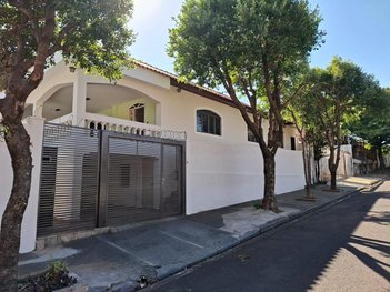 house em Avenida Celestino José Figueiredo, Vila Comercial - Presidente Prudente - SP