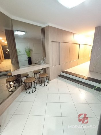 apartment em Rua 236, Meia Praia - Itapema - SC