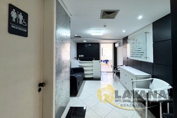 office em Cristóvão Colombo, Floresta - Porto Alegre - RS